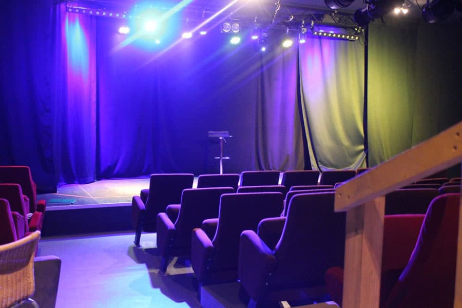 École de stand-up à Bordeaux École de stand-up à Bordeaux